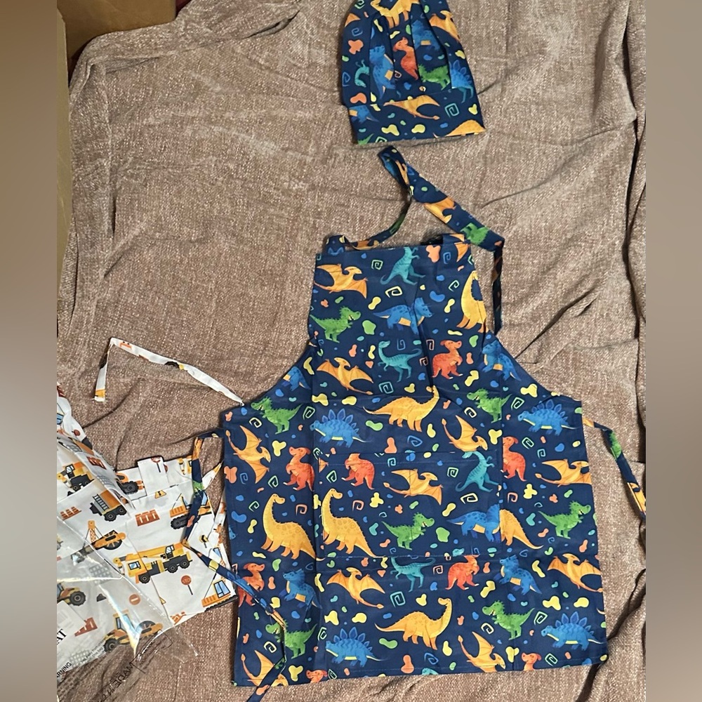 Boys Aprons w Hats